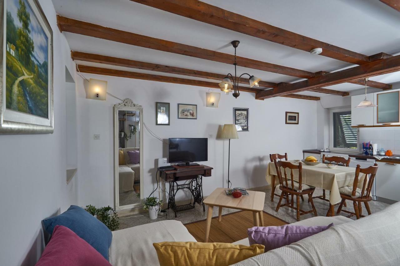 Holiday Home Olive Mill Mlini Buitenkant foto
